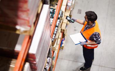 Barcoding in Warehouse Tracking Inventory
